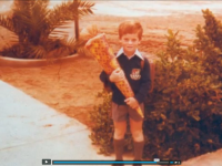 Back to Page One, Michel als kleiner Junge mit Zuckertüte